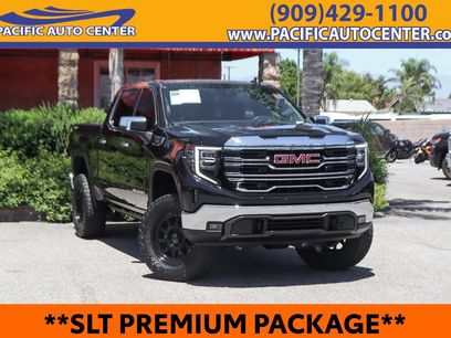 Used 2023 GMC Sierra 1500 SLT w/ SLT Premium Package