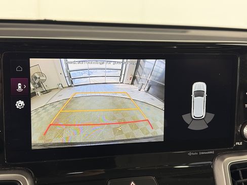 Certified 2022 Kia Sorento EX w/ Panoramic Sunroof Package image 21