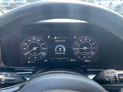 Used 2022 Kia Carnival SX Prestige FWD image 15