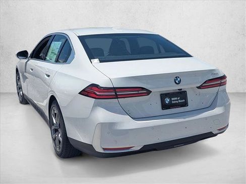 New 2027 BMW 530i w/ Convenience Package RWD image 8