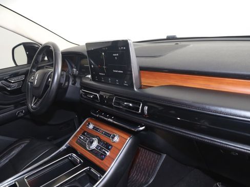 Used 2020 Lincoln Aviator Reserve w/ Class IV Trailer Tow Package AWD/4WD image 45