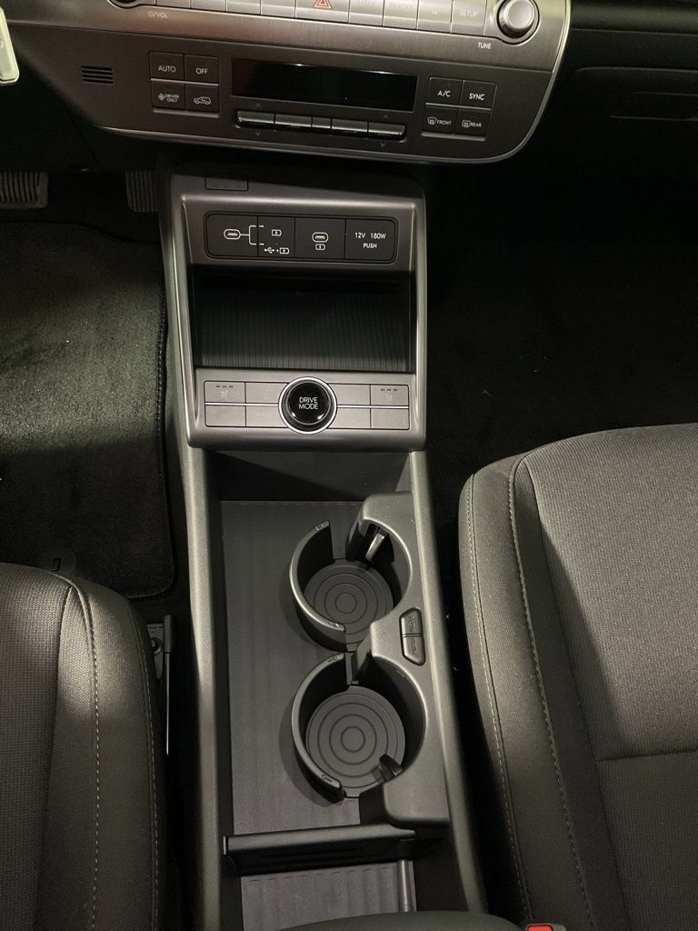 New 2025 Hyundai Kona SEL FWD image 30