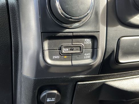 Used 2024 RAM 1500 Classic SLT image 32