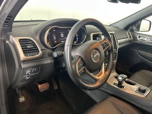 Used 2015 Jeep Grand Cherokee Limited w/ Trailer Tow Group IV AWD/4WD image 12