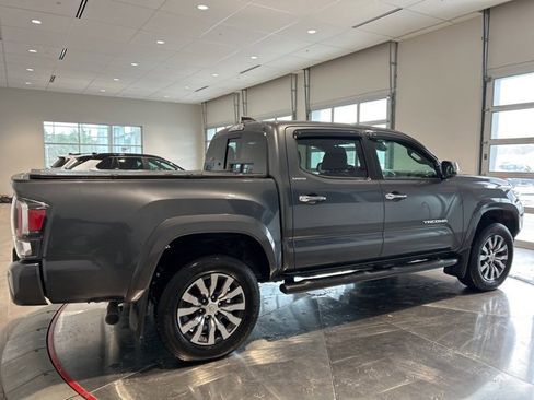 Used 2023 Toyota Tacoma Limited image 8