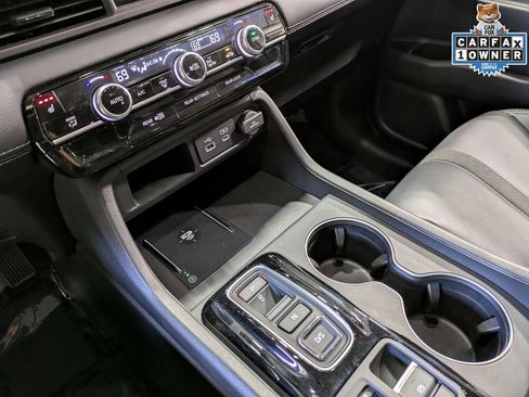 Used 2025 Honda Pilot EX-L image 13
