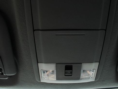 Used 2013 Ford F350 Lariat w/ Chrome Pkg AWD/4WD image 33