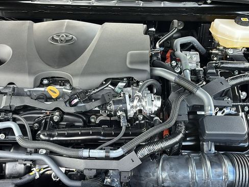 New 2026 Toyota Camry SE FWD image 32