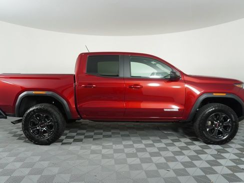 Used 2025 GMC Canyon Elevation image 9