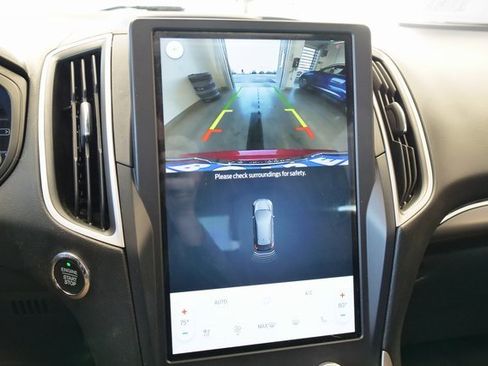 Used 2022 Ford Edge ST-Line w/ Class II Trailer Tow Package image 21