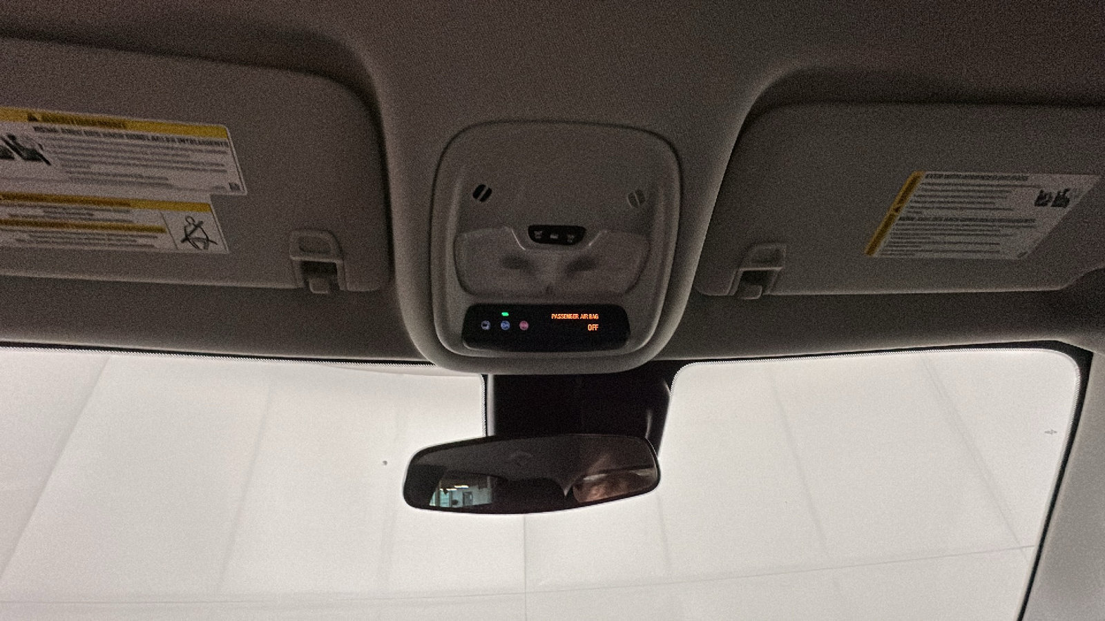 Used 2025 Chevrolet TrailBlazer LT AWD/4WD image 30