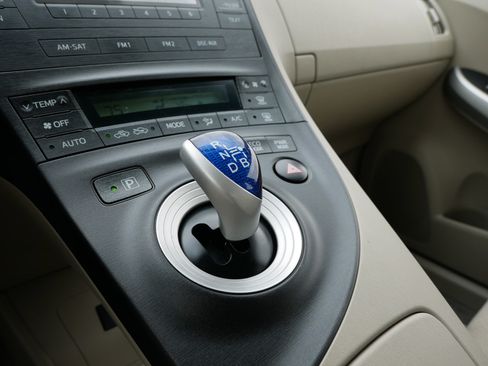 Used 2010 Toyota Prius Two FWD image 24
