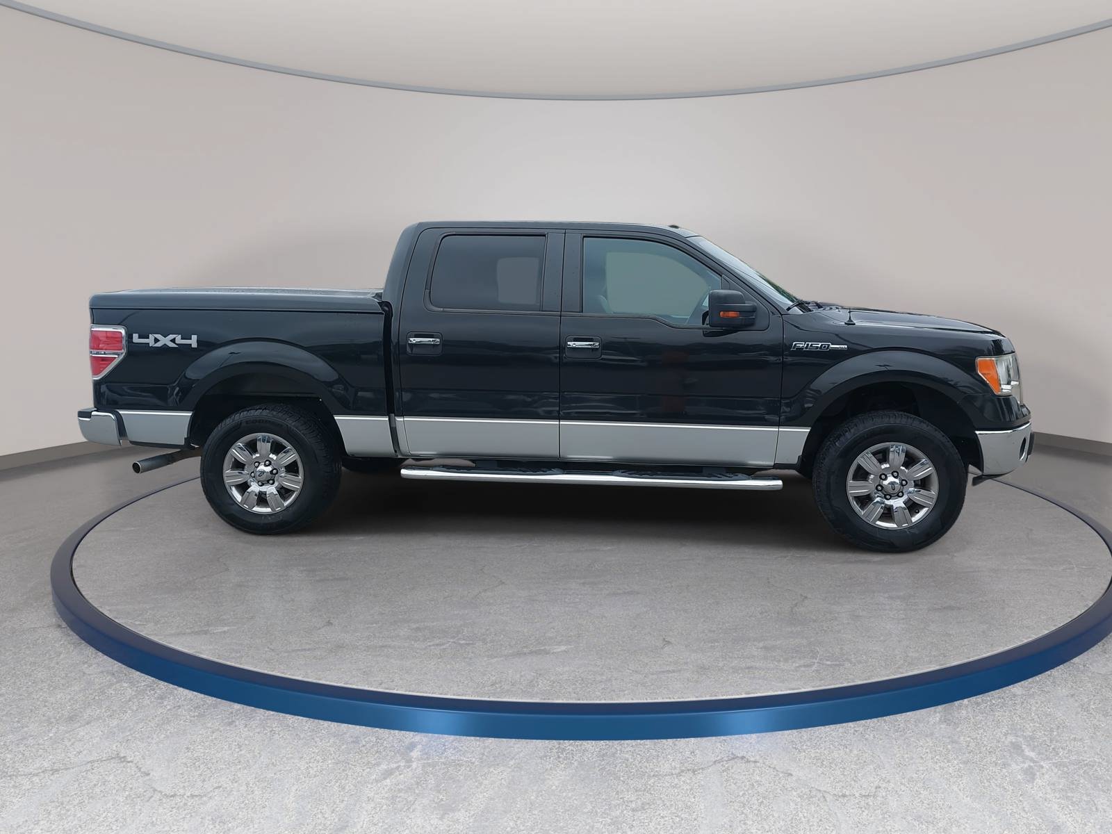 Used 2010 Ford F150 XLT AWD/4WD image 4