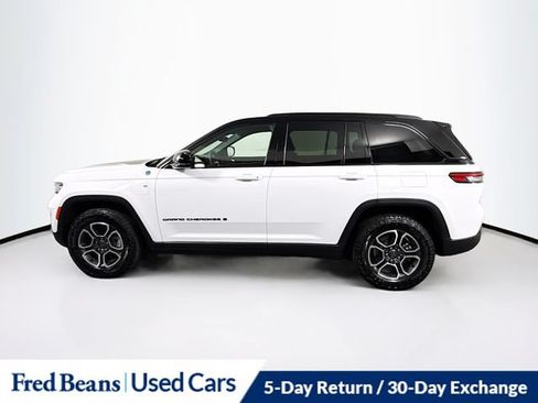 Used 2024 Jeep Grand Cherokee Trailhawk AWD/4WD image 5