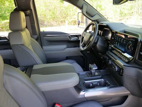 Used 2024 Chevrolet Silverado 1500 ZR2 w/ ZR2 Bison Edition image 50