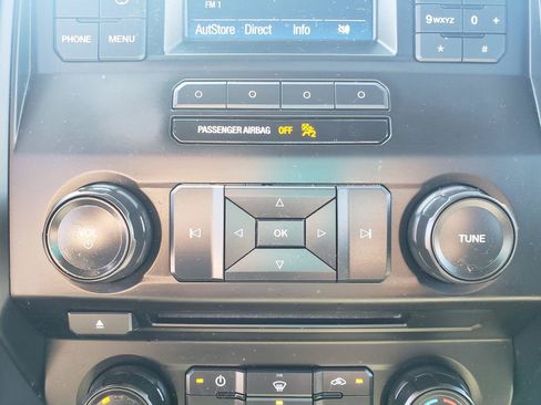 Used 2016 Ford F150 XL w/ Equipment Group 101A Mid AWD/4WD image 18