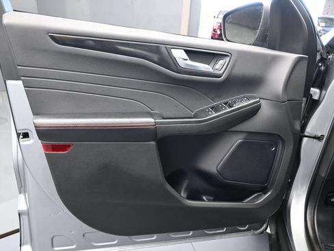 Used 2024 Ford Escape ST-Line FWD image 25