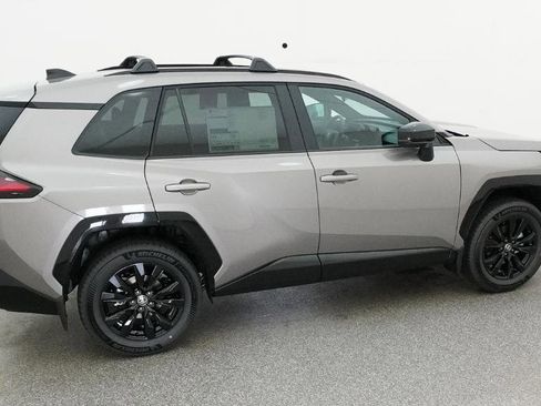 Used 2026 Toyota RAV4 SE FWD image 13