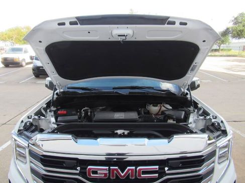 Used 2025 GMC Sierra 1500 SLT image 53