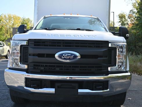 Used 2017 Ford F350 XL w/ Power Equipment Group image 5