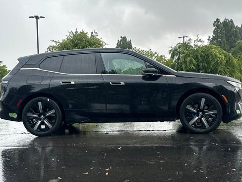 Certified 2024 BMW iX xDrive50 w/ Premium Package image 3