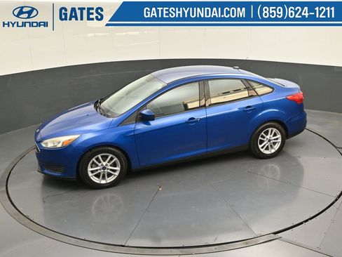 Used 2018 Ford Focus SE image 44