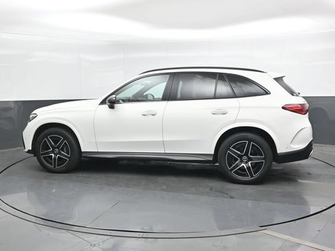Used 2024 Mercedes-Benz GLC 300 4MATIC image 10