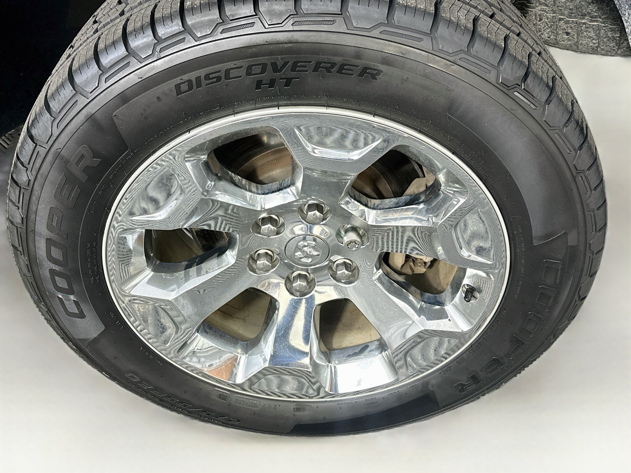 Used 2024 RAM 1500 Big Horn AWD/4WD image 11