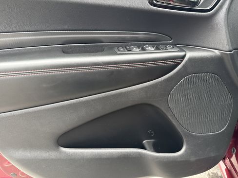 Used 2023 Dodge Durango GT image 16