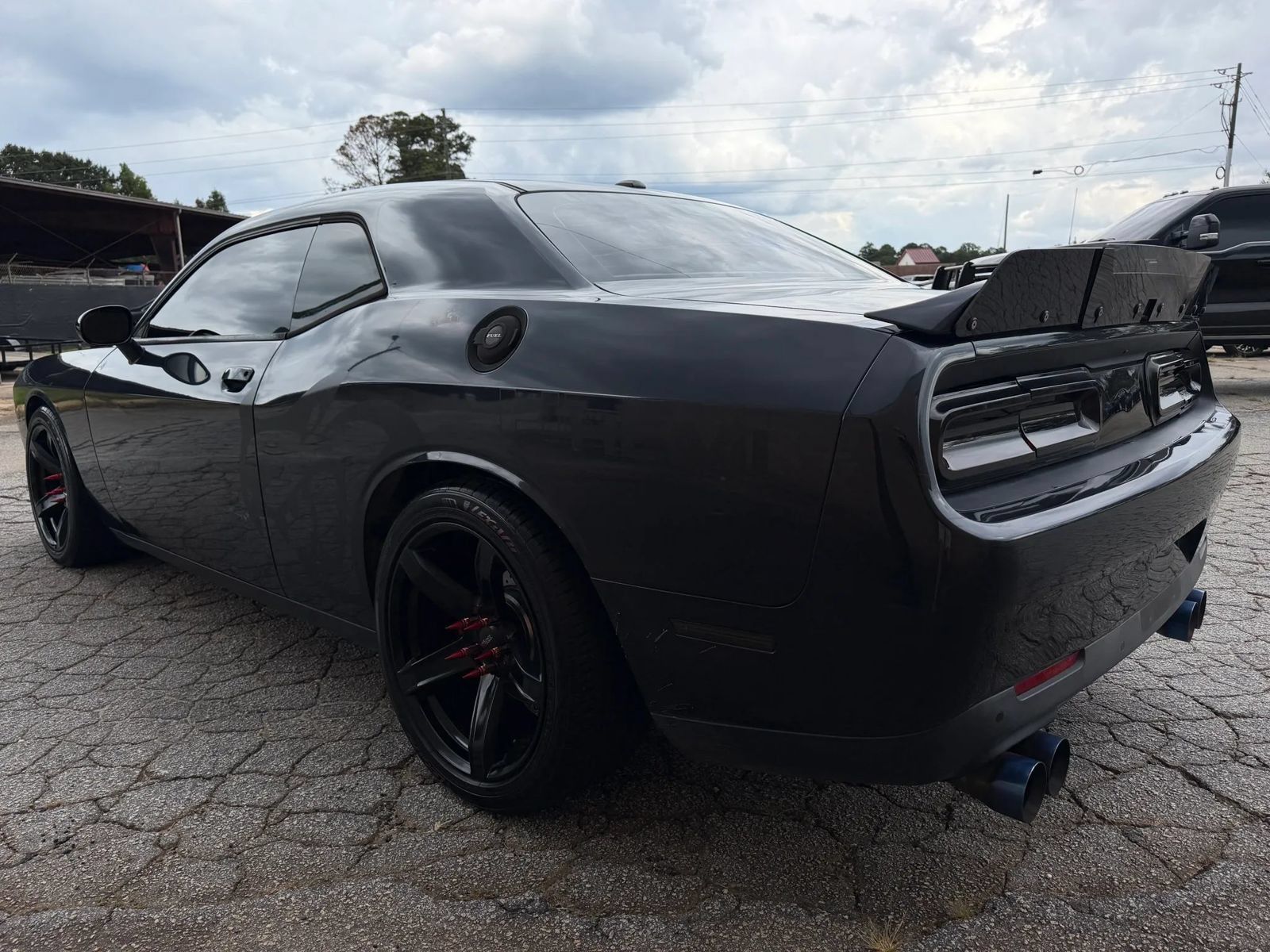 Used 2019 Dodge Challenger R/T RWD image 5