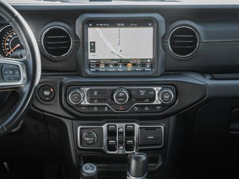 Used 2022 Jeep Gladiator Overland image 34