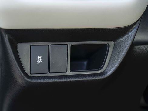Used 2026 Honda HR-V LX image 40