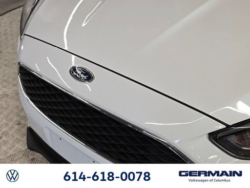 Used 2018 Ford Focus SEL w/ Cold Weather Package FWD image 15