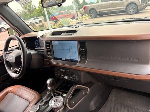 Used 2024 Ford Bronco Outer Banks AWD/4WD image 29