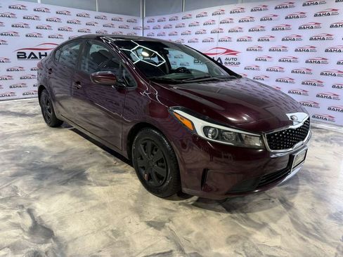 Used 2018 Kia Forte LX image 4