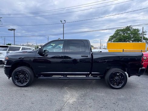 Certified 2026 RAM 2500 Big Horn AWD/4WD image 4