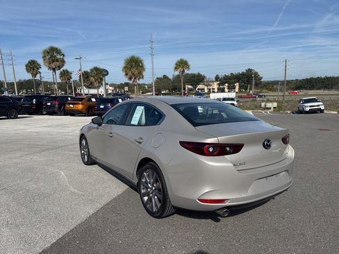 Used 2024 MAZDA MAZDA3 s image 4