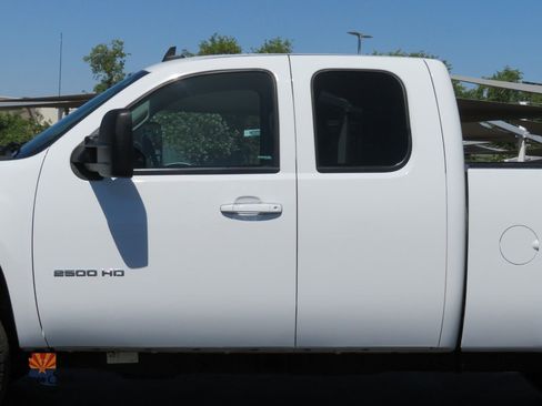 Used 2013 GMC Sierra 2500 SLT w/ SLT Convenience Package AWD/4WD image 16