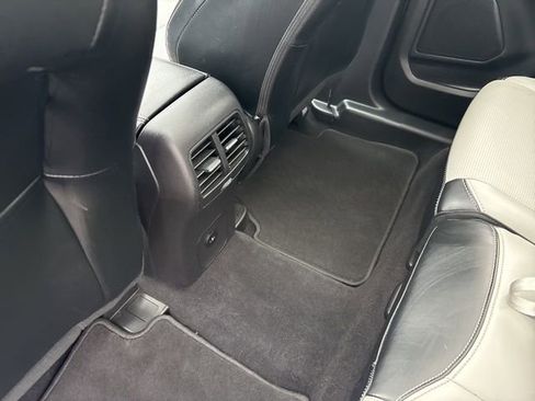 Used 2023 Ford Escape Platinum image 32