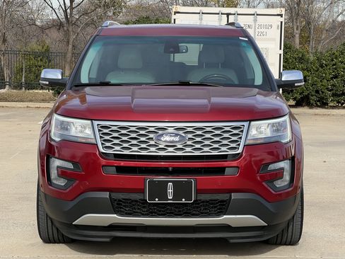Used 2016 Ford Explorer Platinum image 15