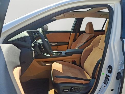 Used 2024 Lexus RZ 450e Premium w/ Accessory Package (2T) AWD/4WD image 14