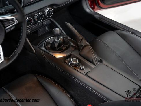 Used 2024 MAZDA MX-5 Miata RF Grand Touring image 21