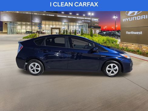 Used 2013 Toyota Prius Four image 6