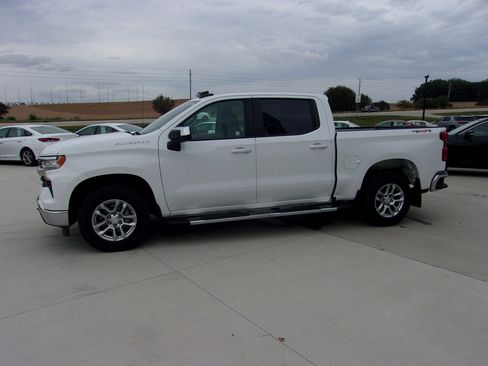 Used 2022 Chevrolet Silverado 1500 LT image 6