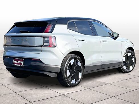New 2025 Volvo EX30 Plus w/ Protection Package Premier image 4