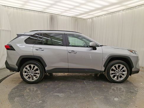 Certified 2019 Toyota RAV4 XLE Premium image 26