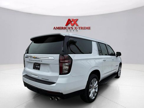 Used 2021 Chevrolet Suburban Premier w/ Premium Package image 5