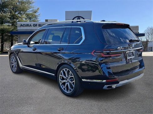 Used 2025 BMW X7 xDrive40i image 4