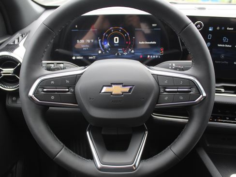 New 2027 Chevrolet Equinox LT w/ Convenience Package II AWD/4WD image 11