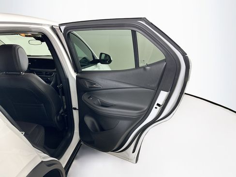 Used 2025 Buick Encore GX Preferred image 28